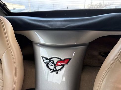 Used 2002 Chevrolet Corvette Convertible w/ Preferred Equipment Group2 image 18