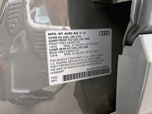 Used 2024 Audi Q3 2.0T Premium Plus w/ Premium Plus Package AWD/4WD image 34