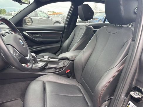 Used 2018 BMW 330i xDrive Sedan w/ Convenience Package image 9
