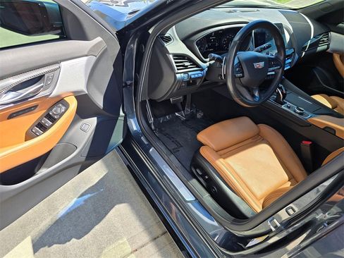 Used 2020 Cadillac CT5 V w/ Platinum Package image 18