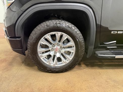 Used 2025 GMC Sierra 1500 Denali AWD/4WD image 76
