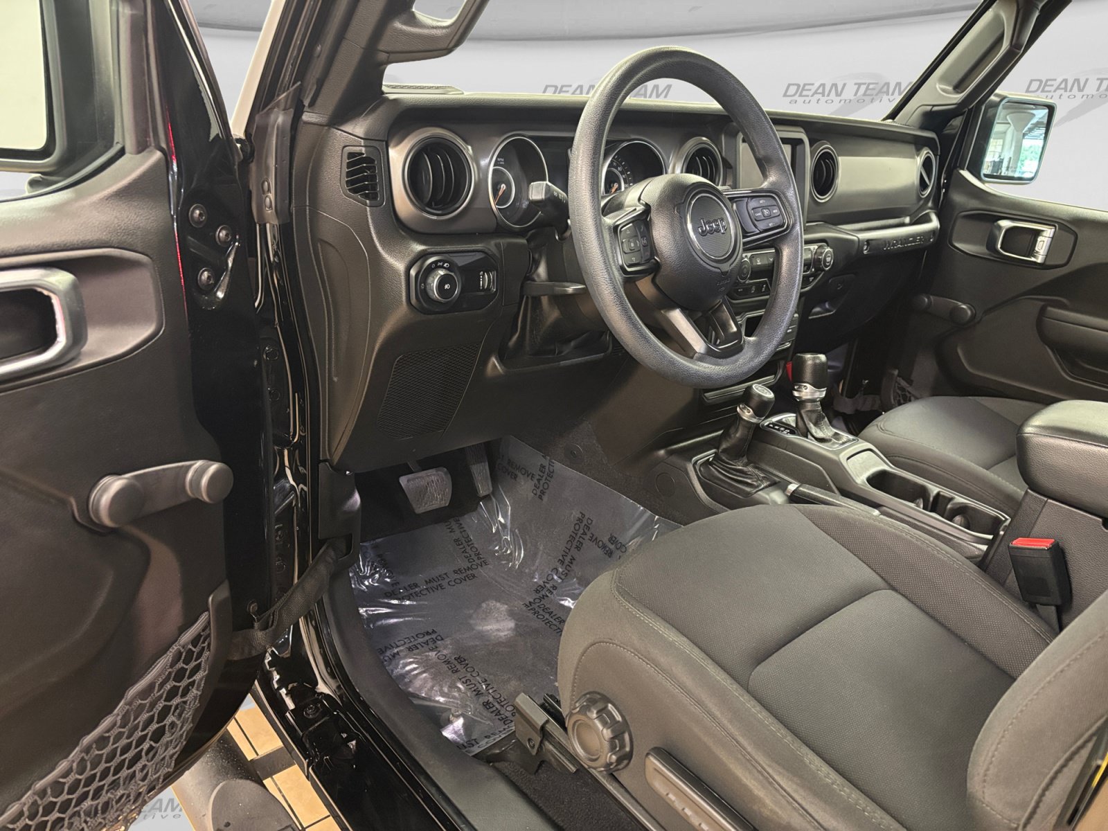 Used 2023 Jeep Wrangler Sport AWD/4WD image 32
