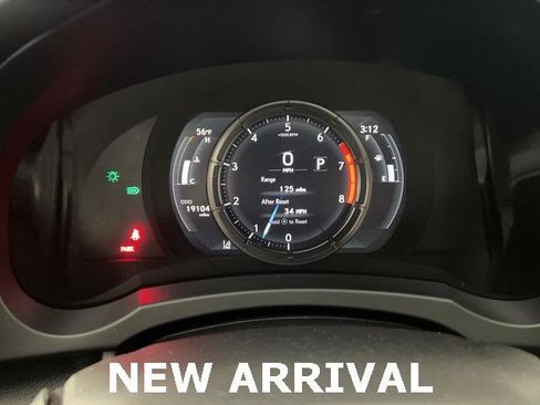Used 2022 Lexus IS 350 F Sport image 11