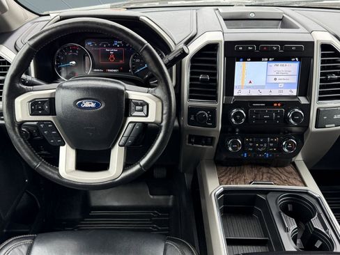 Used 2019 Ford F250 Lariat w/ Lariat Ultimate Package image 29