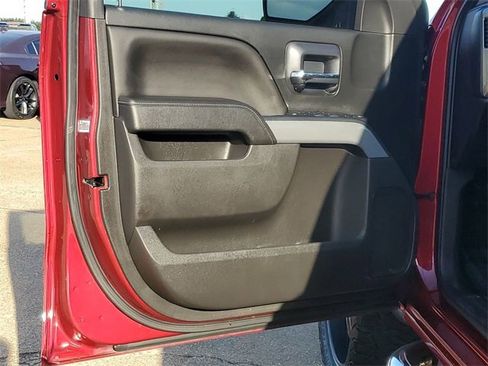 Certified 2018 Chevrolet Silverado 1500 LT w/ Texas Edition image 20