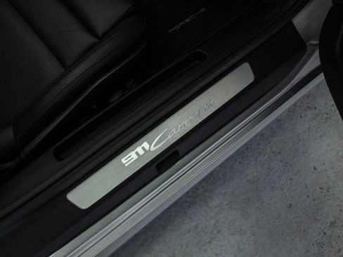 Used 2021 Porsche 911 Carrera image 30