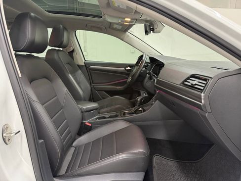 Used 2021 Volkswagen Jetta SEL image 11