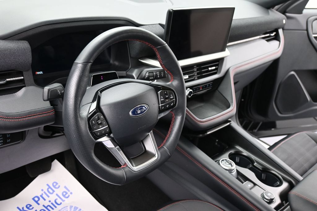 Certified 2025 Ford Explorer ST-Line AWD/4WD image 16