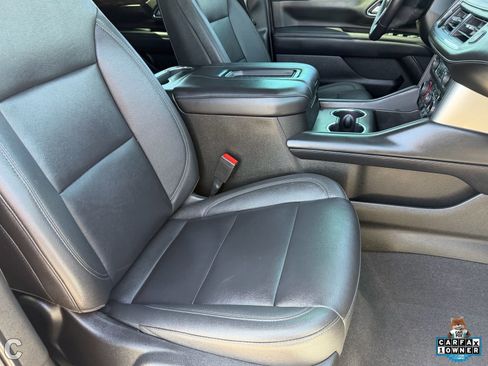 Certified 2022 Chevrolet Tahoe Z71 w/ Luxury Package AWD/4WD image 12