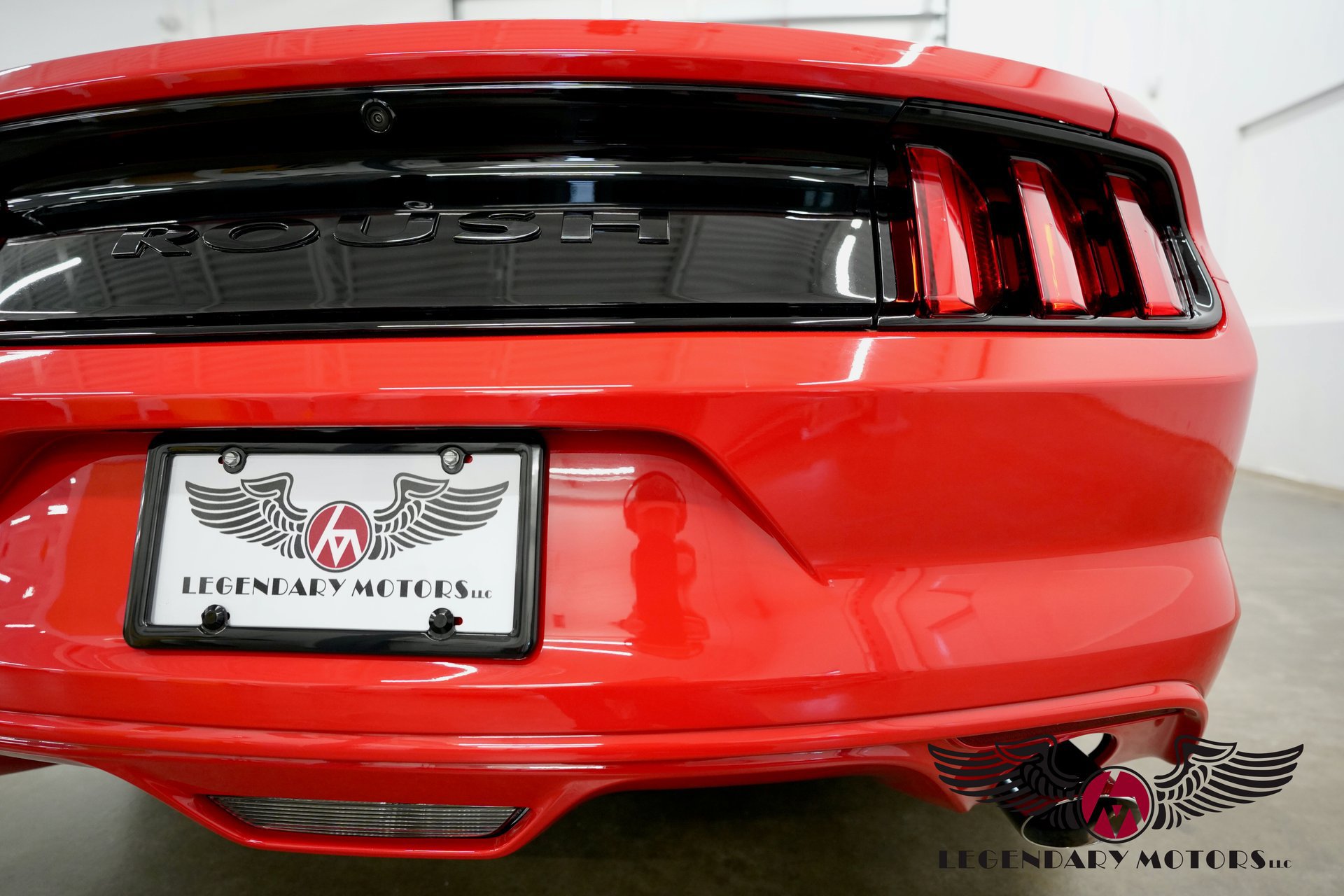 Used 2017 Ford Mustang GT RWD image 19