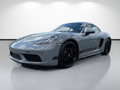 Used 2025 Porsche 718 Cayman image 7