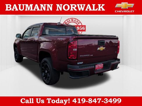 Used 2019 Chevrolet Colorado LT w/ LT Convenience Package AWD/4WD image 3