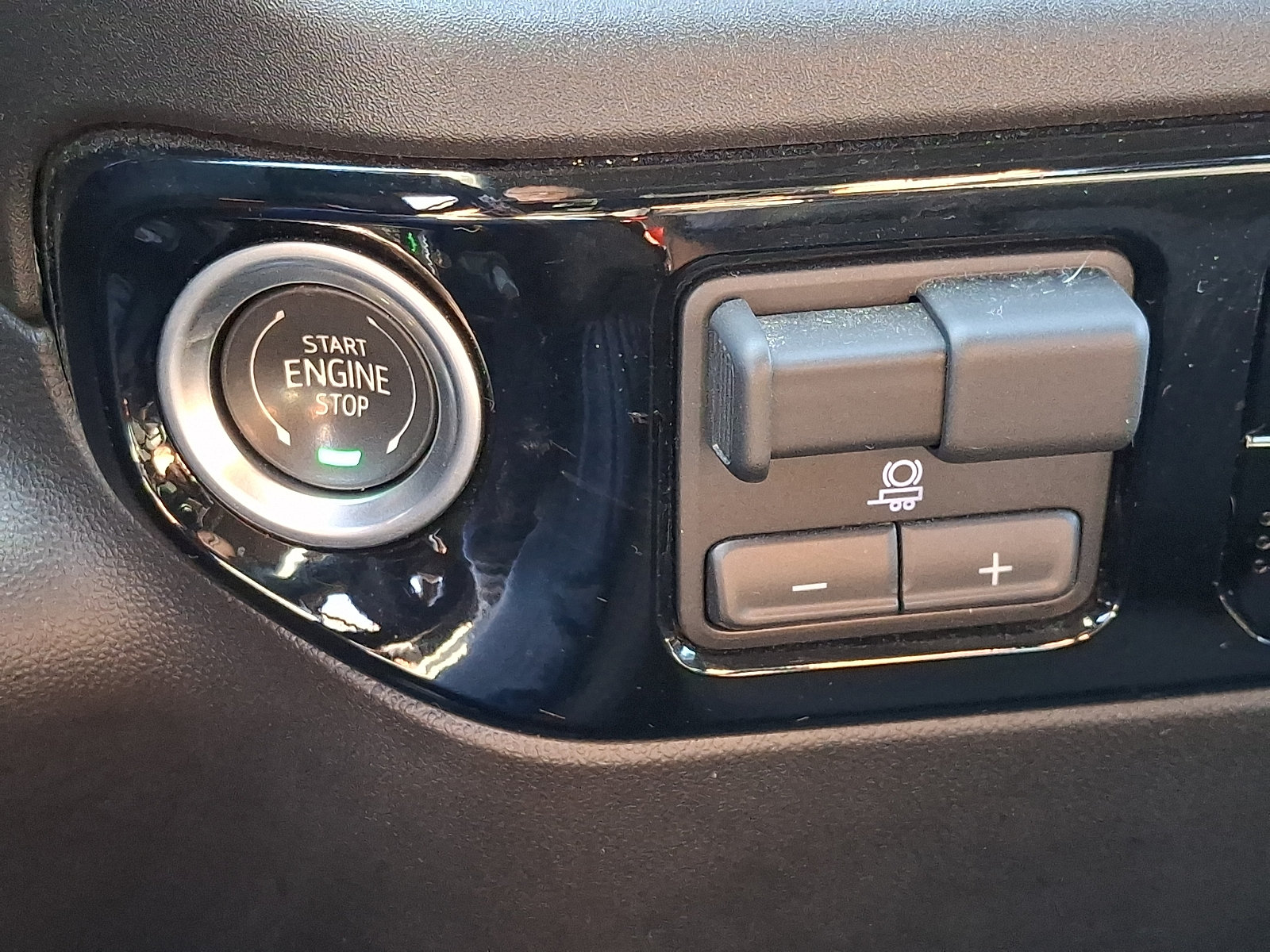 Certified 2025 GMC Sierra 1500 Elevation AWD/4WD image 25