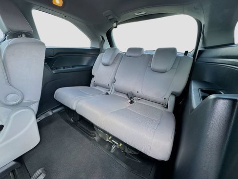 Used 2019 Honda Odyssey EX image 38