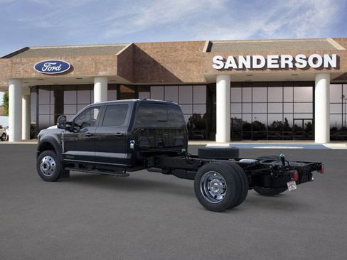 New 2026 Ford F550 4x4 Crew Cab image 5