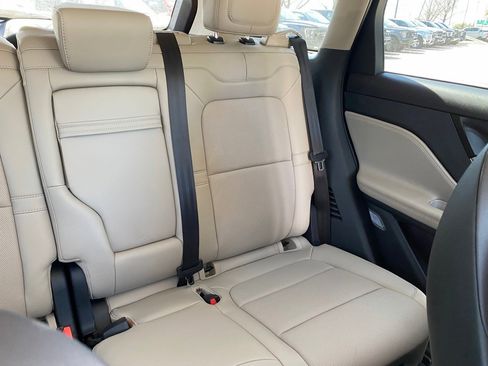 New 2026 Lincoln Corsair Reserve image 21