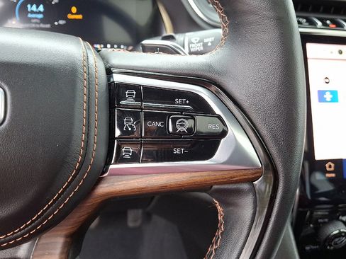 Certified 2023 Jeep Grand Cherokee Summit w/ Adv Protech Group IV AWD/4WD image 10
