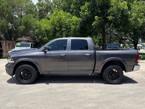 Used 2015 RAM 1500 Laramie w/ Convenience Group AWD/4WD image 8