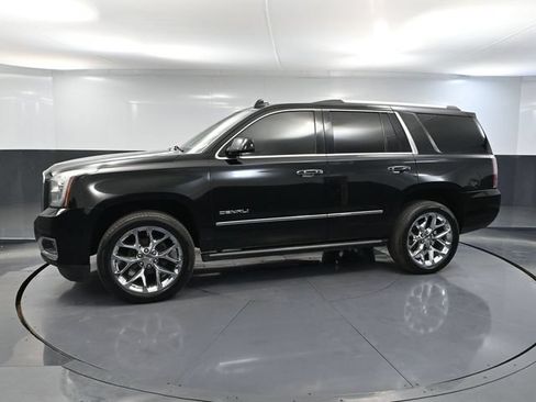 Used 2015 GMC Yukon Denali w/ Premium Package AWD/4WD image 12
