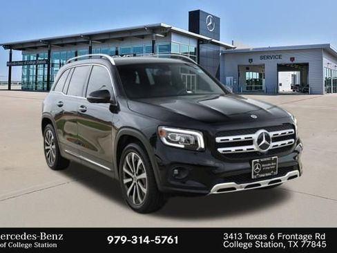 Used 2020 Mercedes-Benz GLB 250 image 3