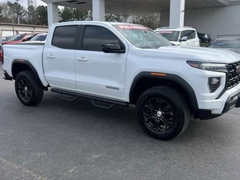 Used 2024 GMC Canyon Elevation w/ Convenience Package image 4