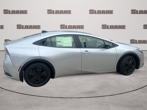 New 2026 Toyota Prius LE image 6