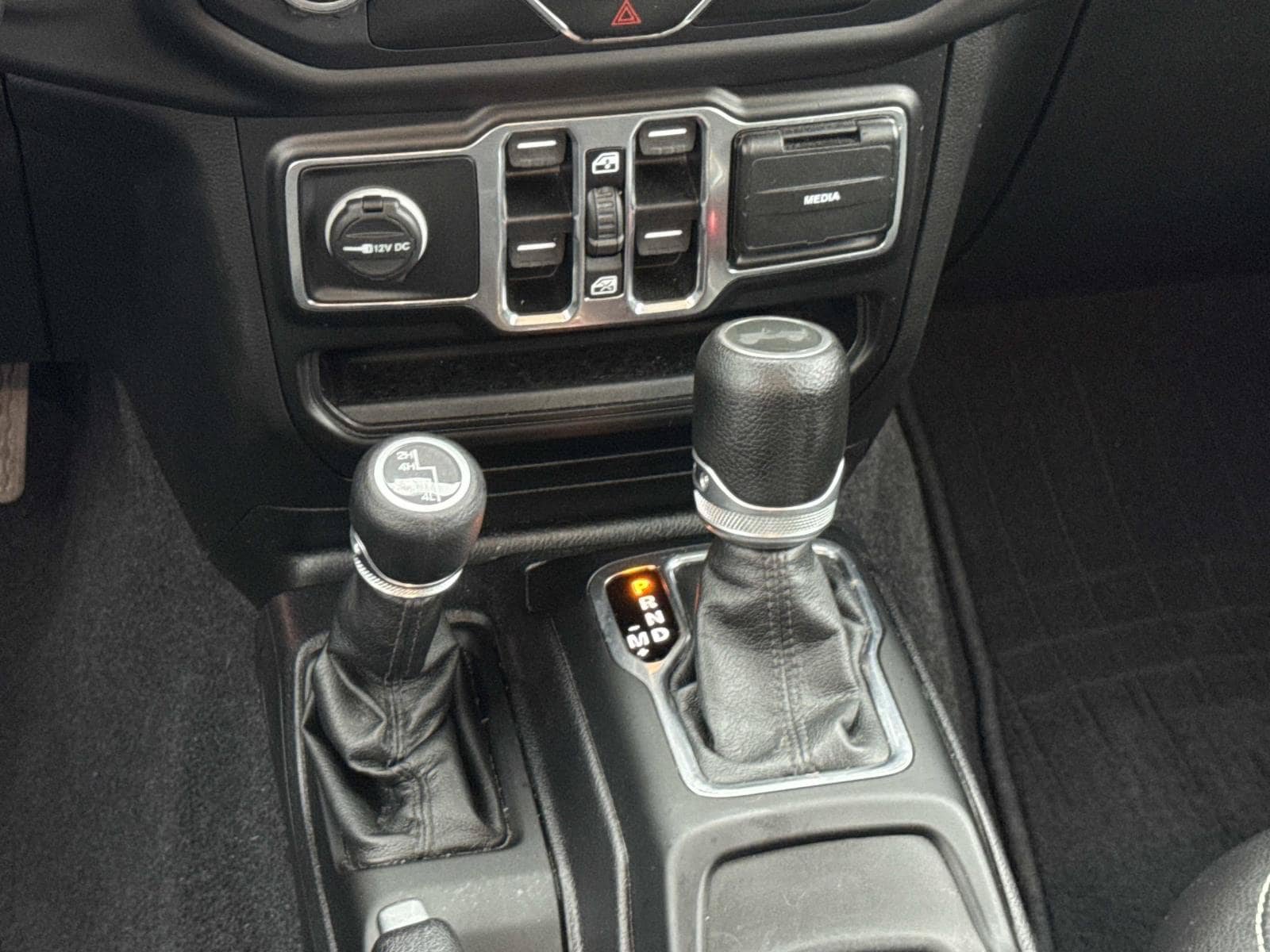 Used 2020 Jeep Wrangler Unlimited Sport AWD/4WD image 17