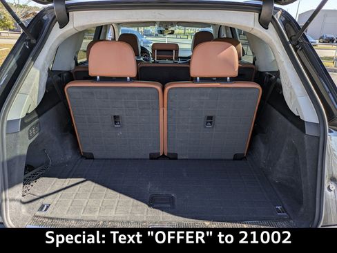 Used 2017 Audi Q7 3.0T Prestige image 14
