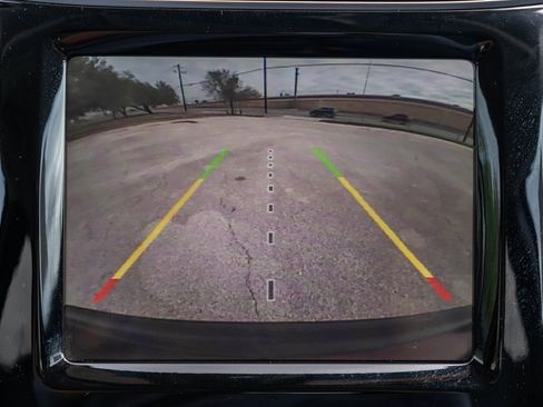 Used 2019 Jeep Cherokee Limited image 21