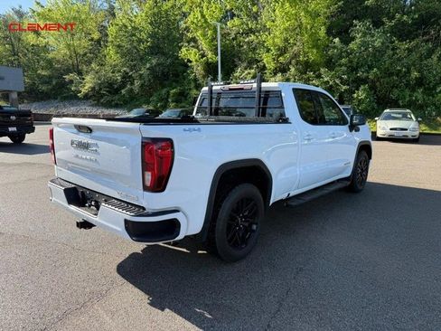 Used 2021 GMC Sierra 1500 Elevation w/ LPO, Elevation Black Package AWD/4WD image 9