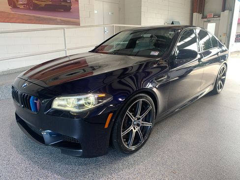 Used 2014 BMW M5 RWD image 4