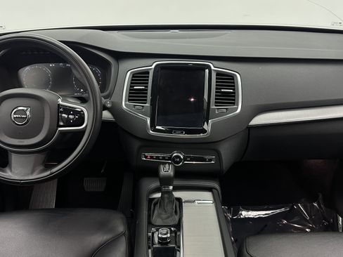 Used 2022 Volvo XC90 T5 Momentum AWD/4WD image 31