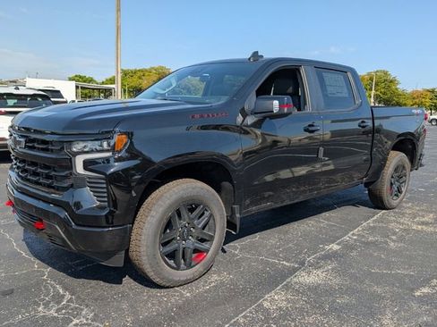 New 2026 Chevrolet Silverado 1500 RST w/ Redline Edition AWD/4WD image 3