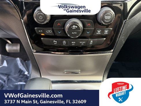 Used 2020 Jeep Grand Cherokee Laredo w/ Laredo X Package image 27