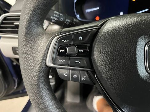 Used 2019 Honda Accord EX image 26