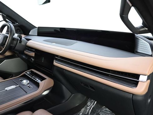 New 2026 Lincoln Navigator L Black Label AWD/4WD image 15