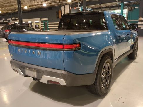 Used 2022 Rivian R1T Adventure AWD/4WD image 8