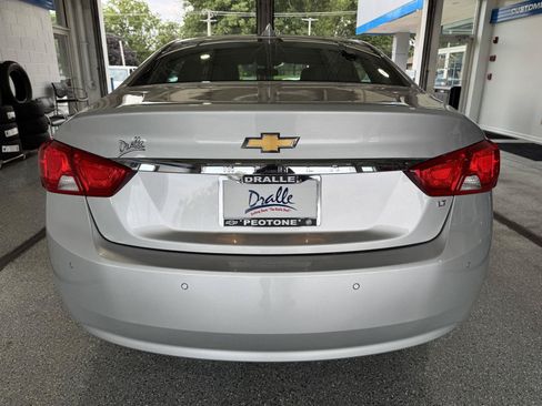 Used 2016 Chevrolet Impala LT w/ Convenience Package FWD image 9