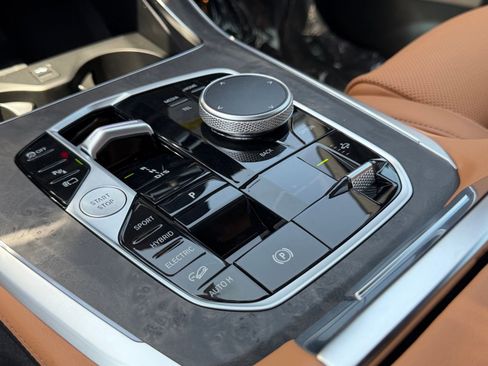 New 2026 BMW X5 xDrive50e AWD/4WD image 28
