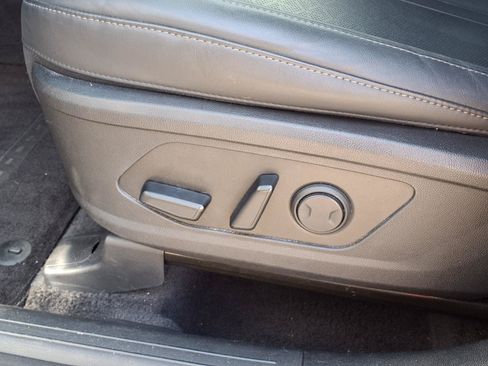 Used 2023 Kia Sorento S FWD image 13