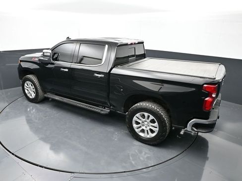 Used 2023 Chevrolet Silverado 1500 LTZ w/ LTZ Premium Package AWD/4WD image 40