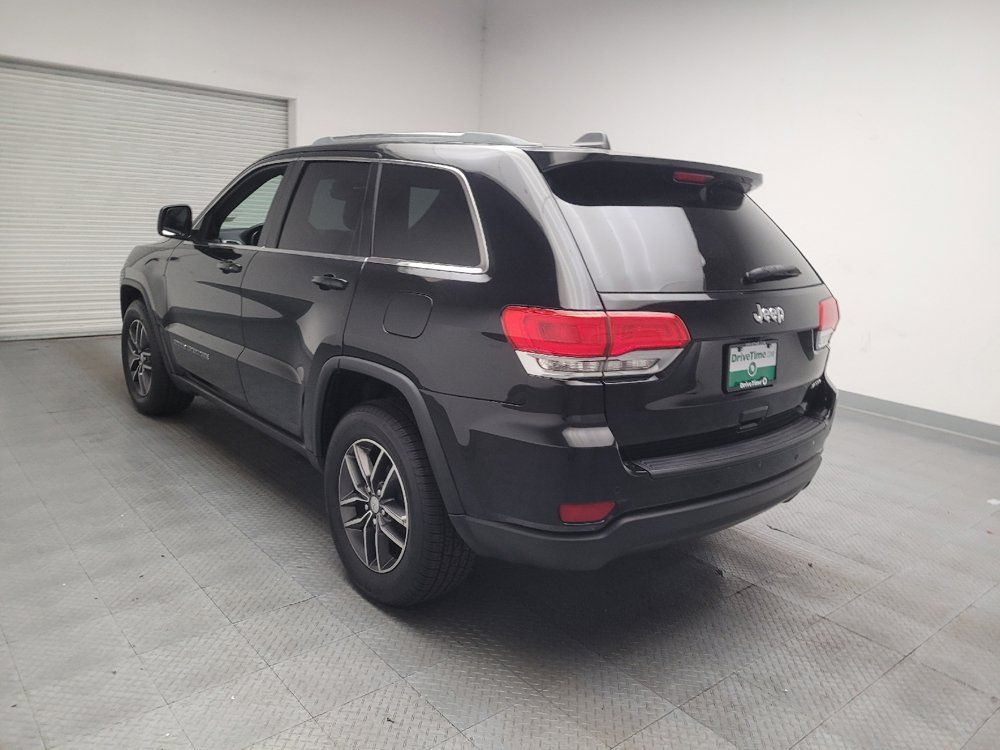 Used 2018 Jeep Grand Cherokee Laredo RWD image 5