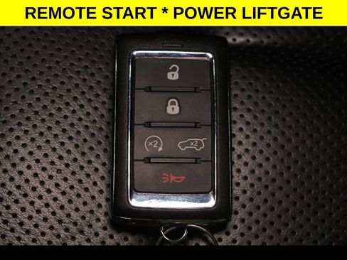 Used 2023 Jeep Grand Cherokee L Overland w/ Luxury Tech Group IV AWD/4WD image 13
