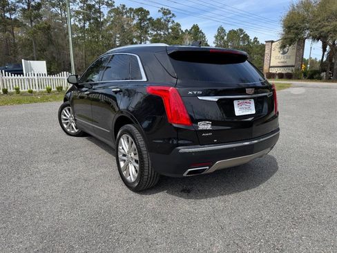 Used 2017 Cadillac XT5 Platinum AWD/4WD image 32