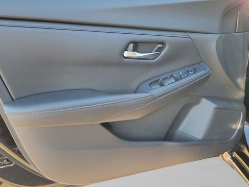 Certified 2023 Nissan Sentra SV image 19