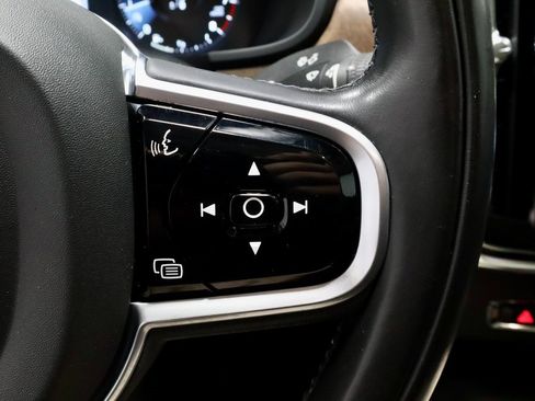 Used 2019 Volvo S90 T6 Inscription w/ Advanced Package image 28