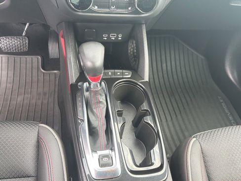 Used 2022 Chevrolet TrailBlazer RS image 17