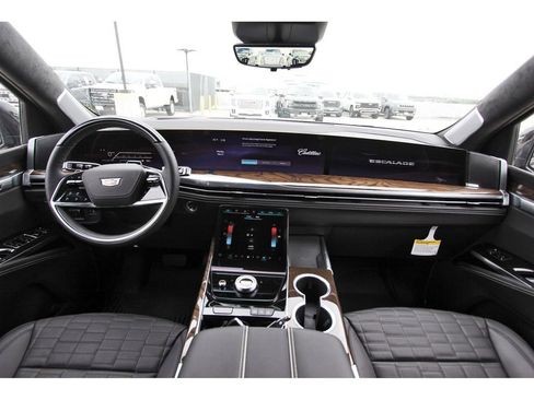 New 2026 Cadillac Escalade ESV Platinum Sport w/ LPO, ONYX Package AWD/4WD image 9