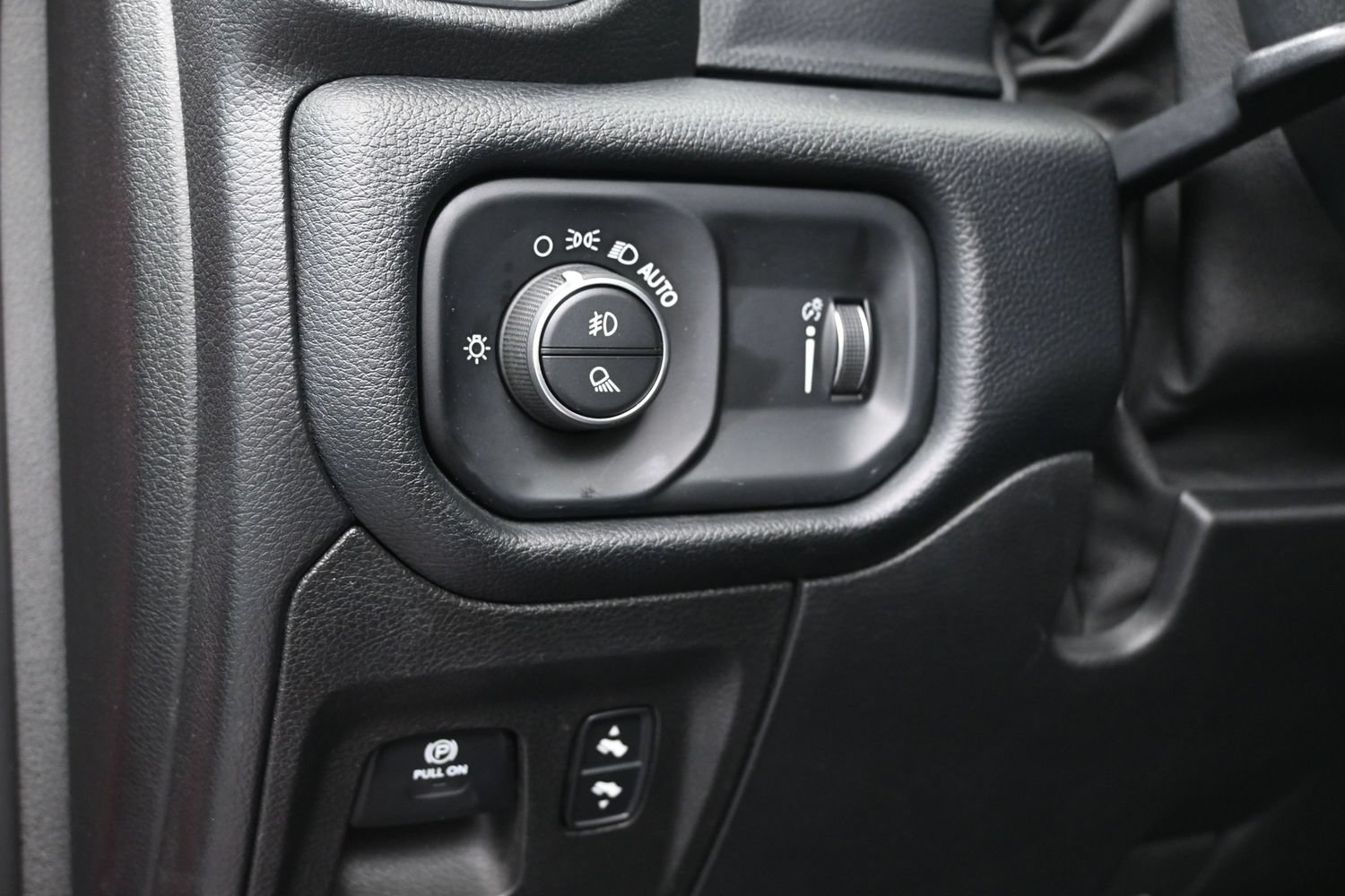 Used 2020 RAM 1500 Lone Star AWD/4WD image 23