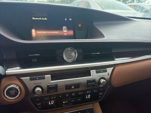 Used 2018 Lexus ES 350 w/ Premier Package FWD image 18